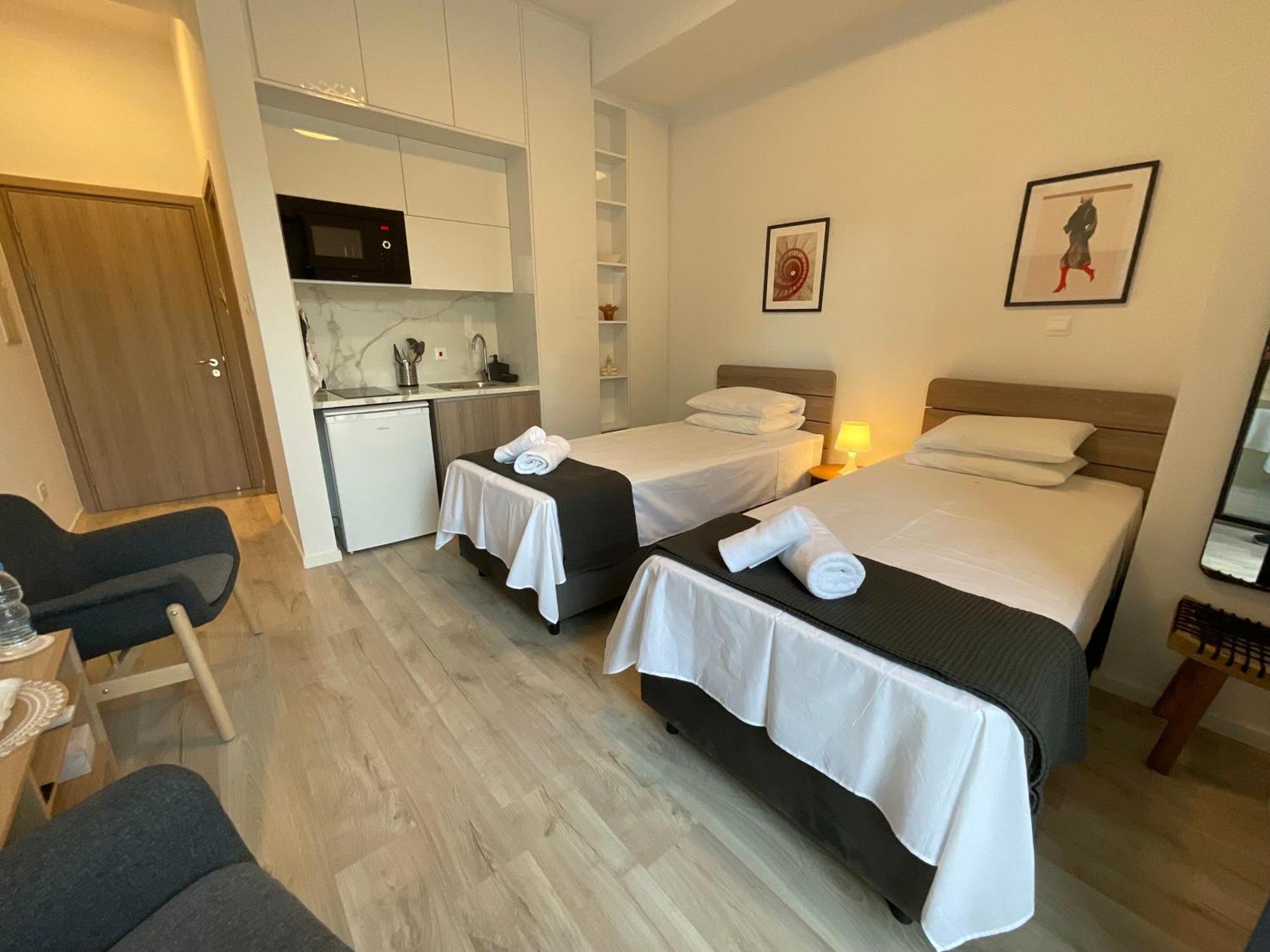 Le Voyageur By The Sea - Furnished Rooms Larnaca Exteriér fotografie