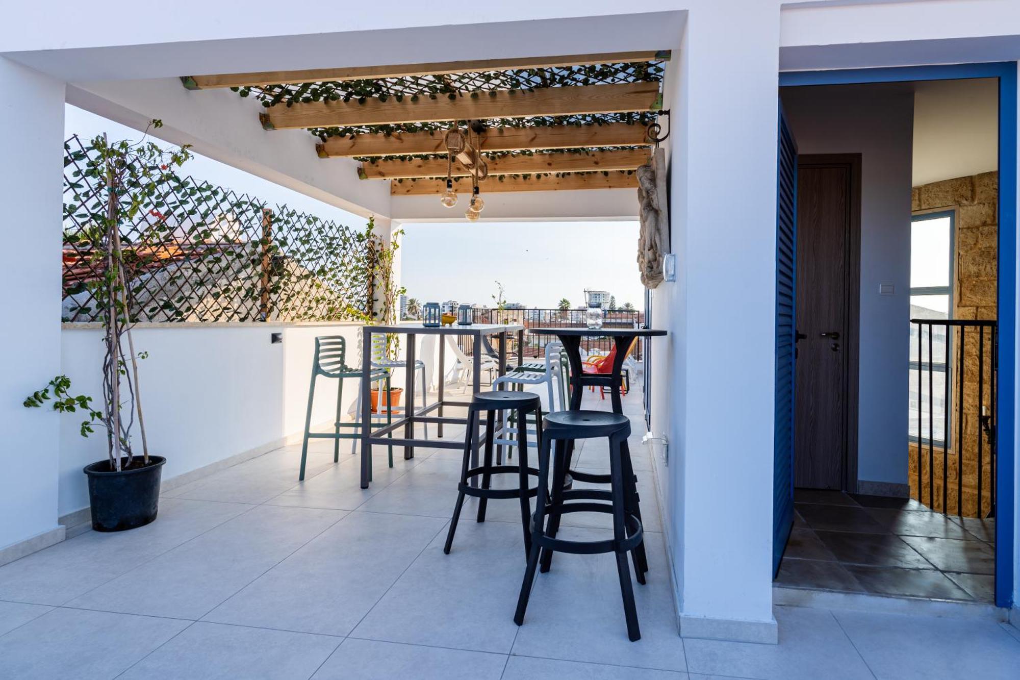 Le Voyageur By The Sea - Furnished Rooms Larnaca Exteriér fotografie
