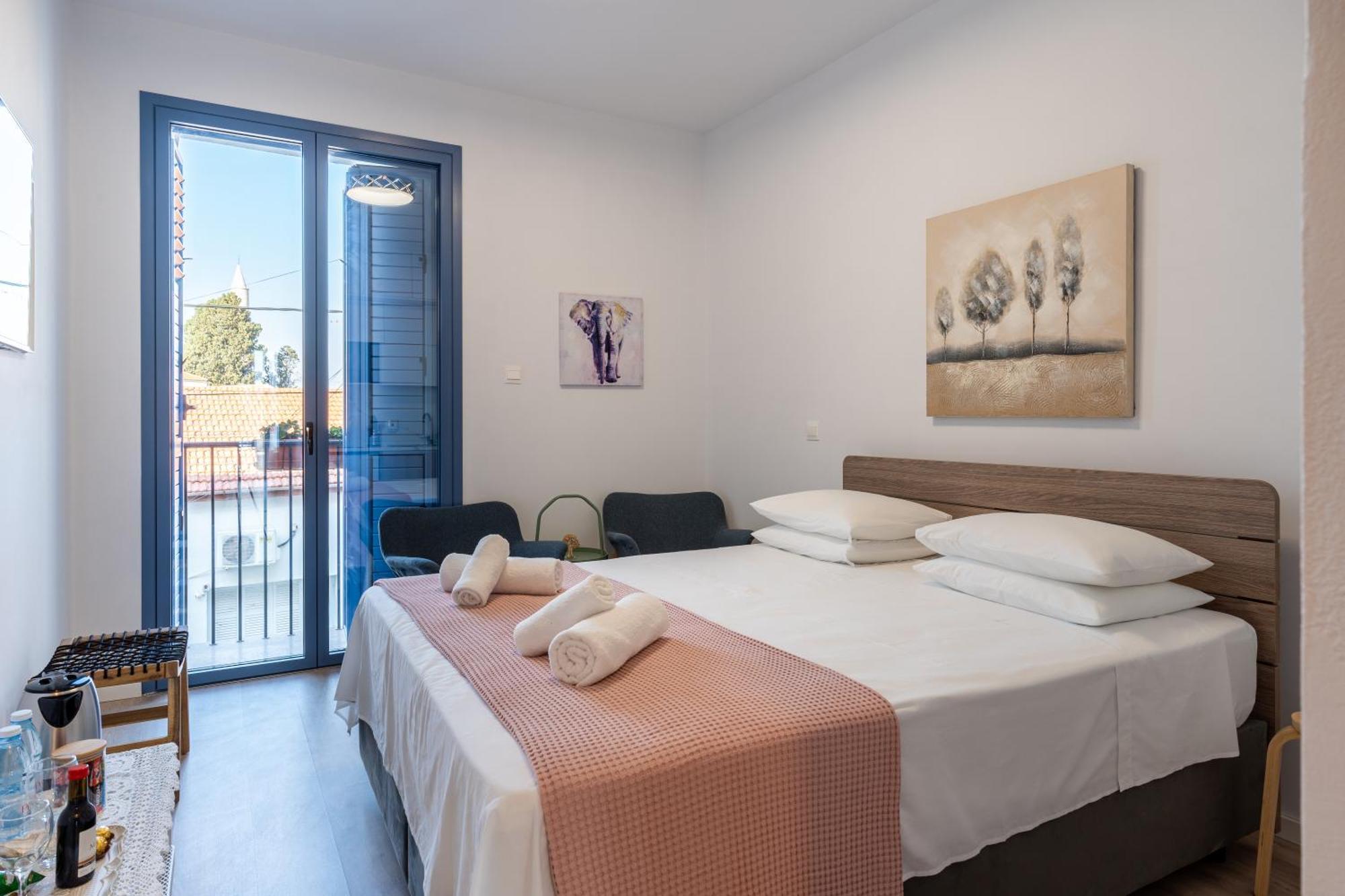 Le Voyageur By The Sea - Furnished Rooms Larnaca Exteriér fotografie