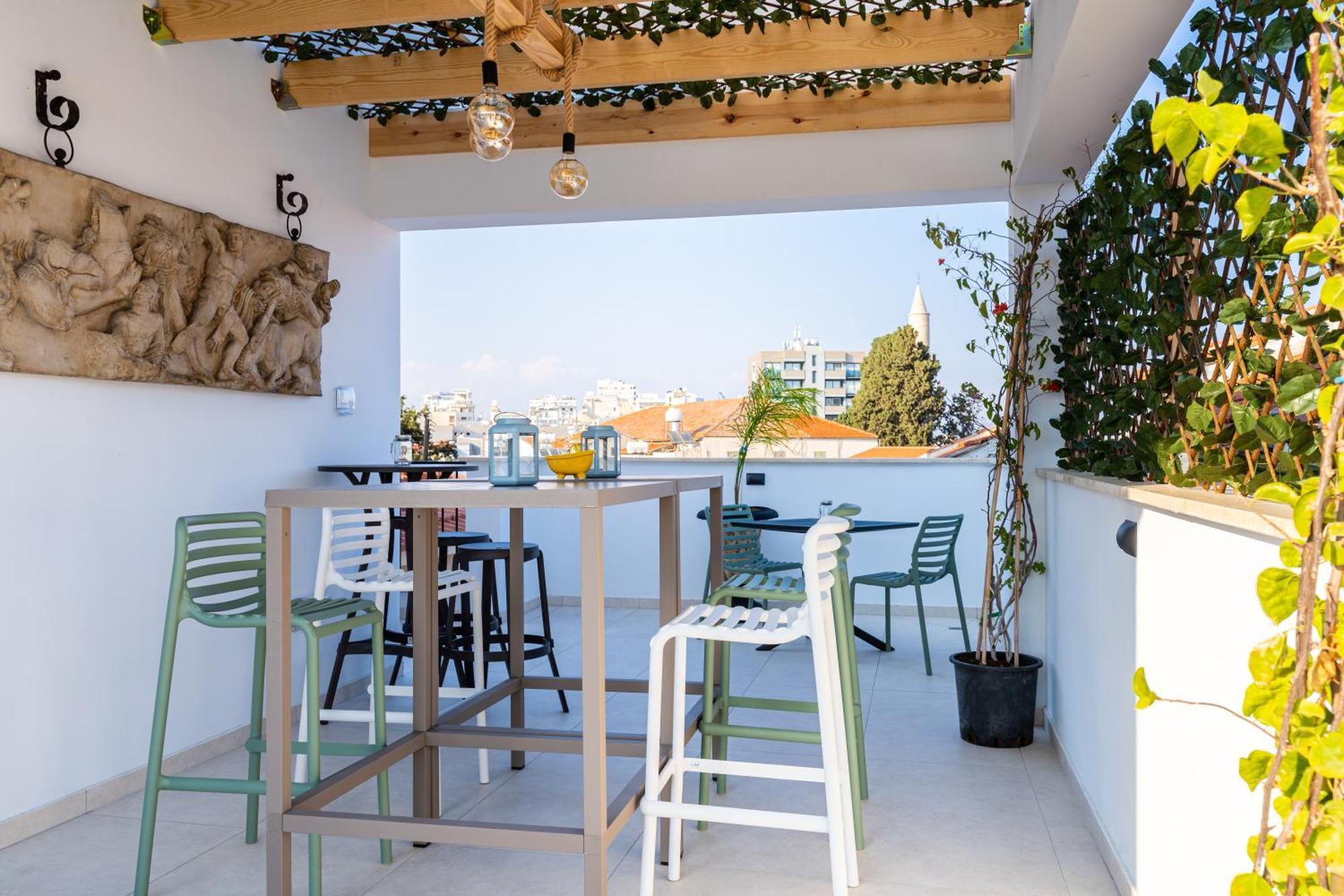 Le Voyageur By The Sea - Furnished Rooms Larnaca Exteriér fotografie
