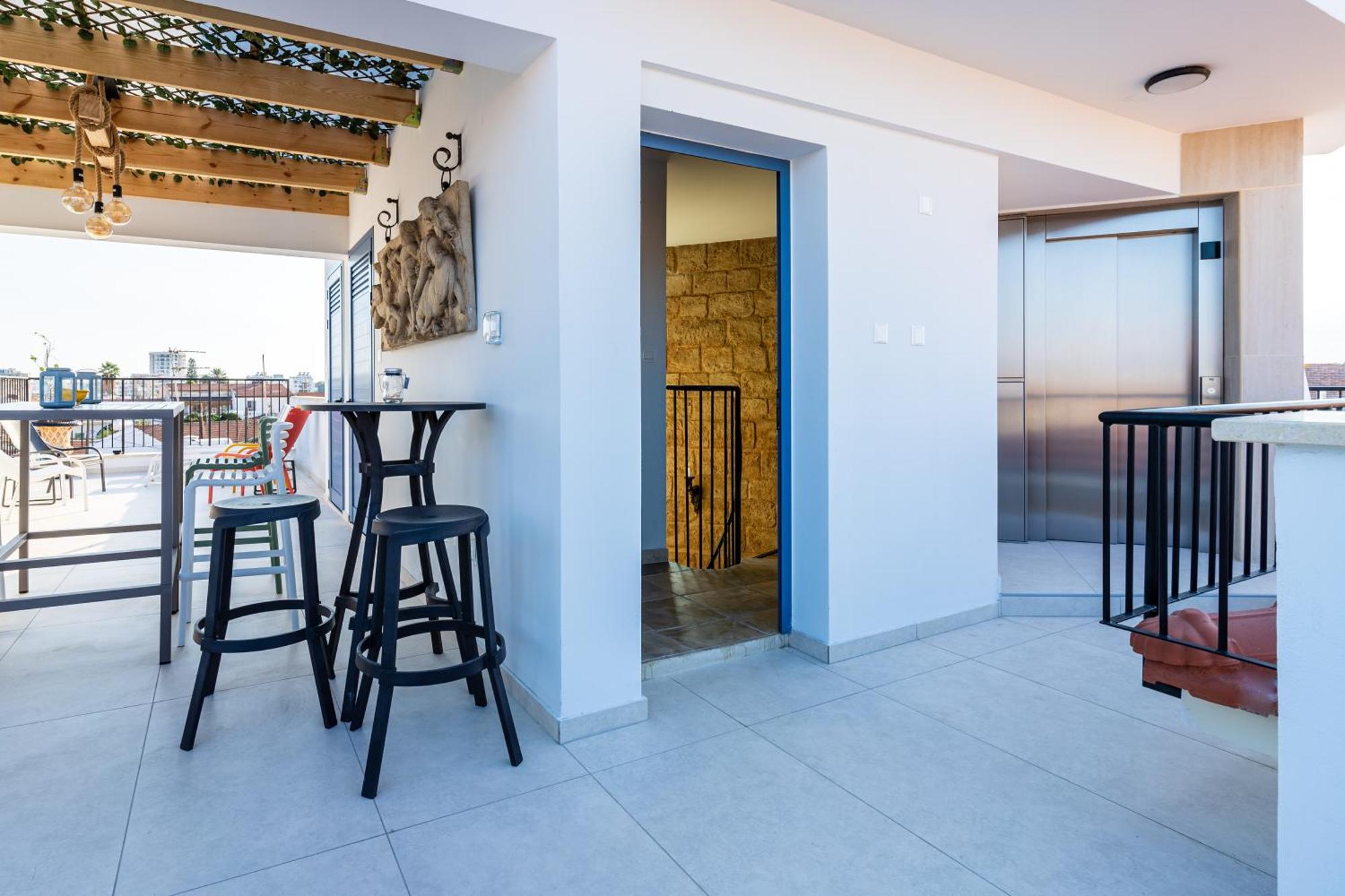 Le Voyageur By The Sea - Furnished Rooms Larnaca Exteriér fotografie