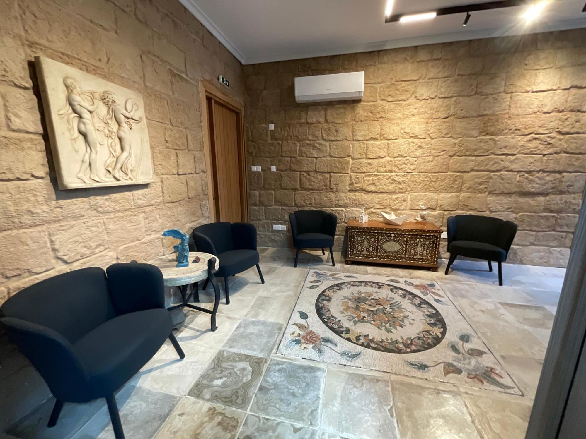 Le Voyageur By The Sea - Furnished Rooms Larnaca Exteriér fotografie